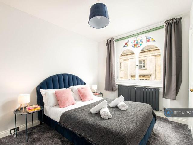 Apartment for rent in Spike Island, Feckenham