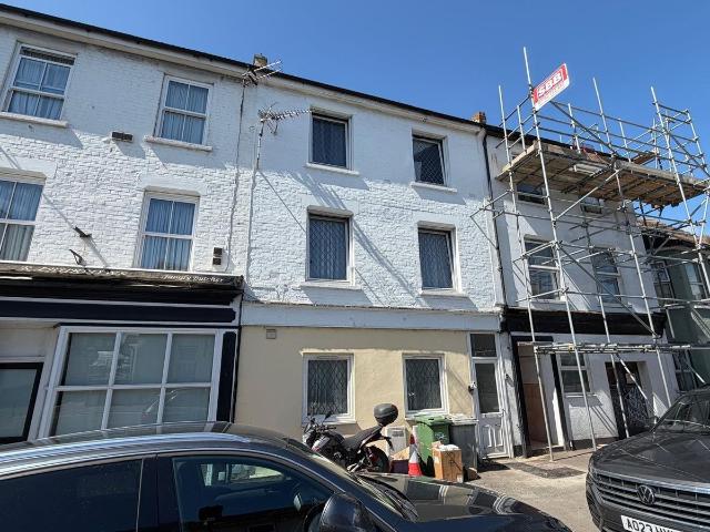 Apartment for rent in Clarendon, Ash