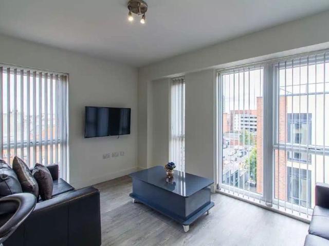 Room for rent in St Matthew's, Leicester