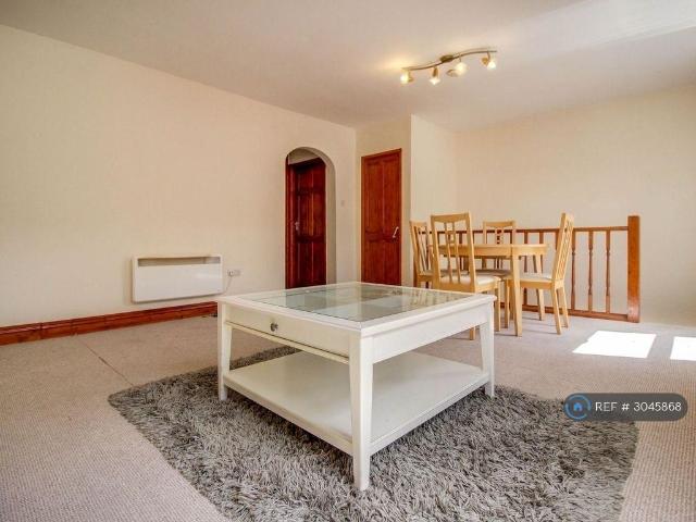 Apartment for rent in Rodbourne, Swindon