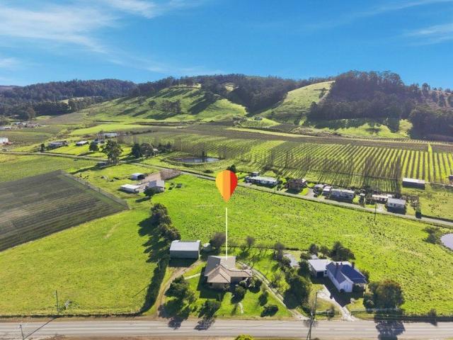 House for sale in Brooks Bay, Tasmania