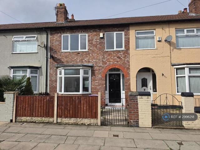 House for rent in Calderstones