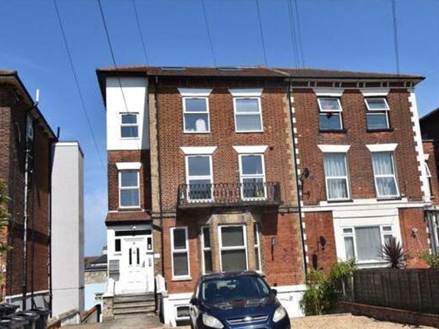 House for sale in Dale Hill, Essex