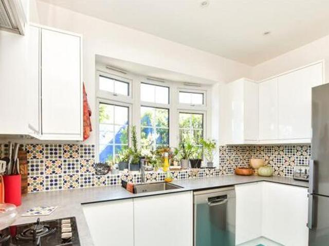 House for sale in Red Hill, Surrey