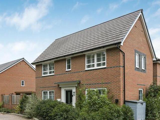 House for sale in Eldebury Place, Runnymede
