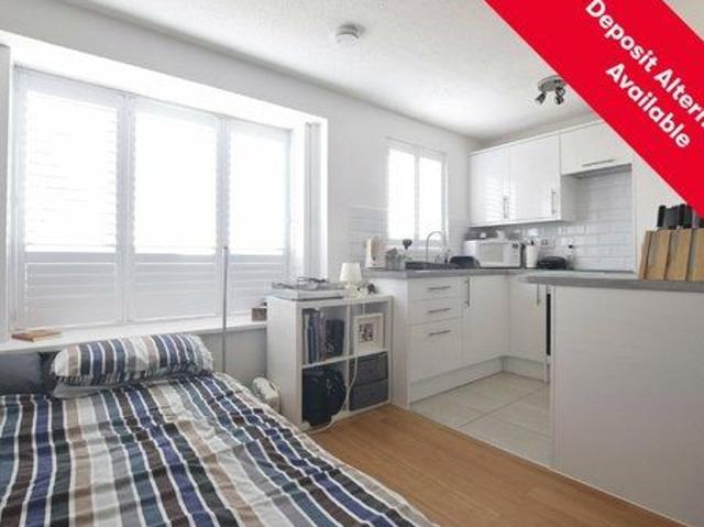 Studio for rent in Pamington, Gloucestershire
