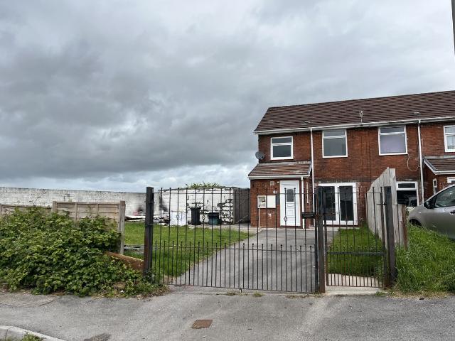 House for rent in Dowlais Top, Pant