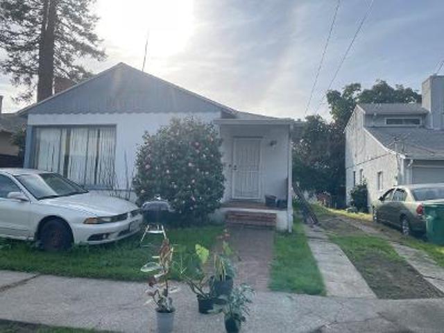 House for sale in Oakland, California