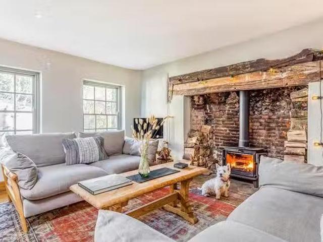 Apartment for rent in Littlecote, West Sussex