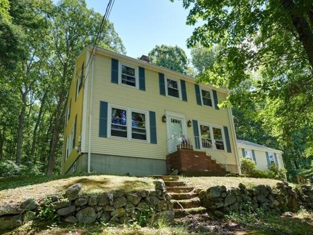 House for sale in Hopkinton, Massachusetts