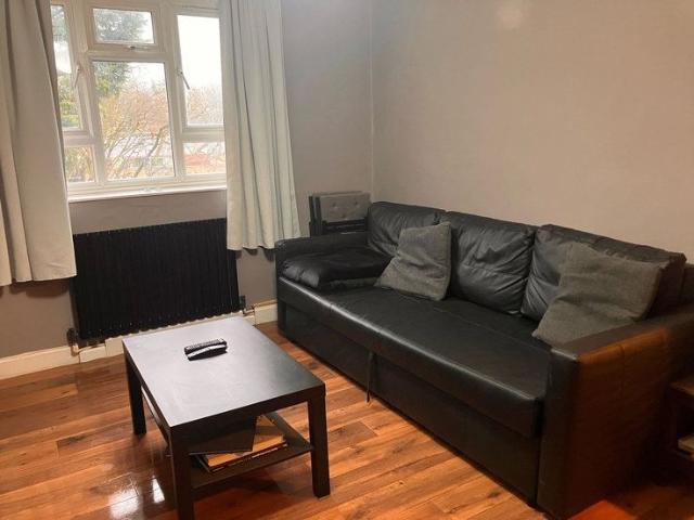 Apartment for rent in Islington, Isle Of Man