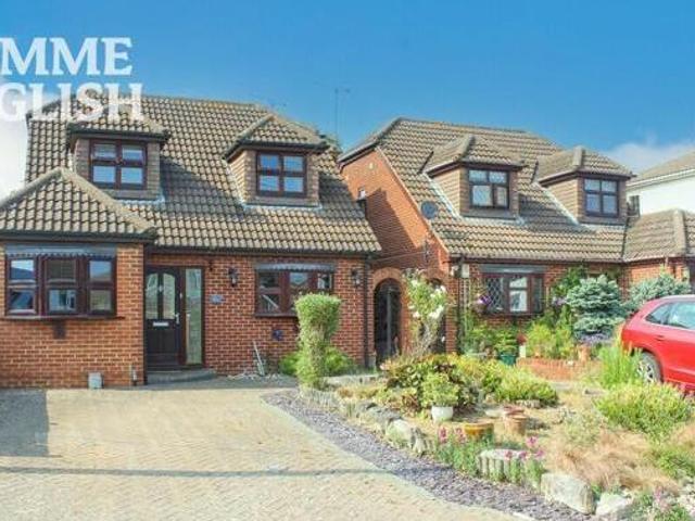 House for sale in Wickford, Essex