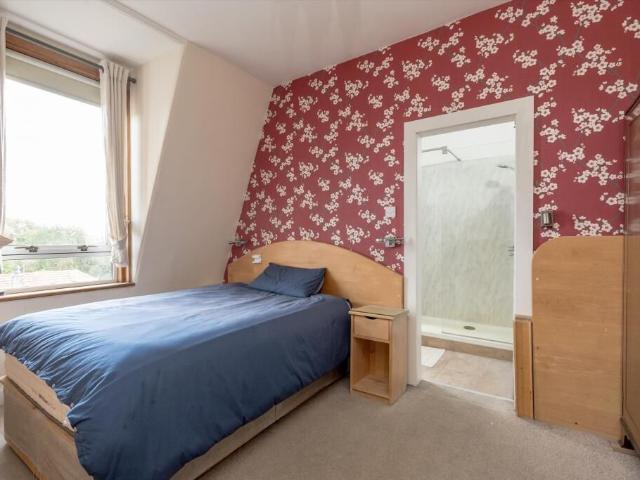 House for rent in Corstorphine, Scotland