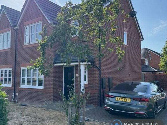 House for rent in Rossmore, Cheshire