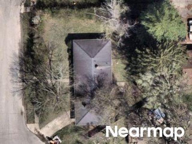 House for sale in Greenfield
