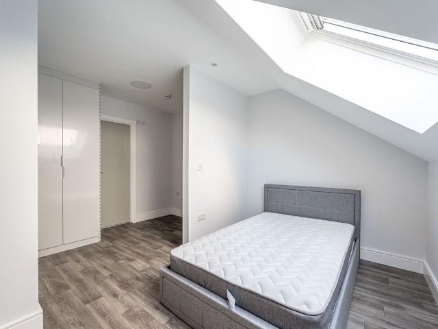 Studio for rent in London Borough of Ealing, Greenford