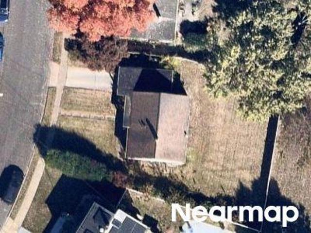 House for sale in Trenton