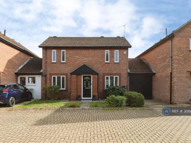House for rent in Two Mile Ash, Milton Keynes