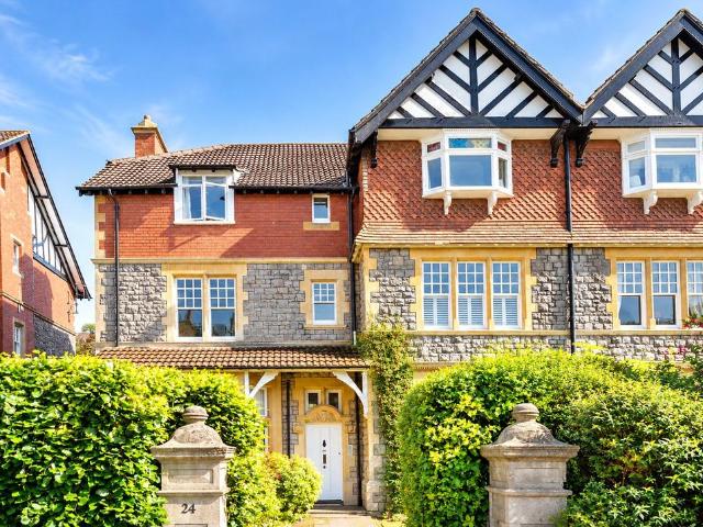 Apartment for rent in Sneyd Park, Bristol