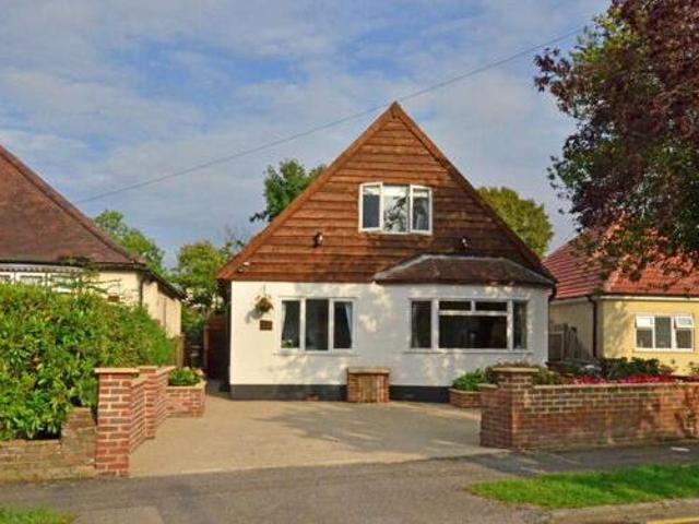 House for sale in Pinner, Greater London