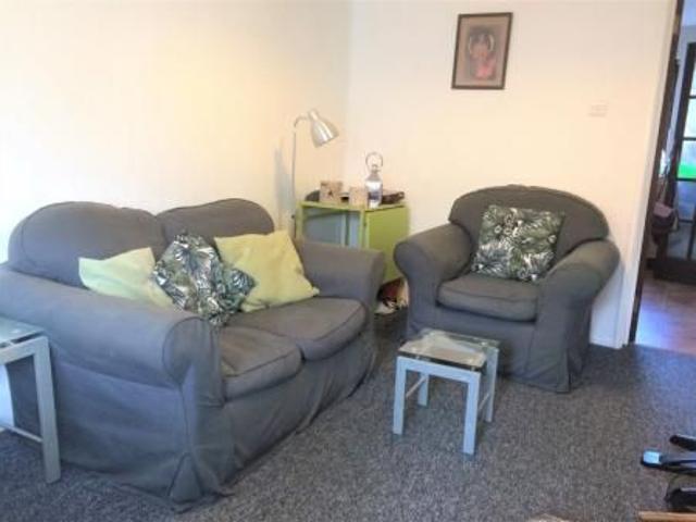 Room for rent in Hales Place, The Bridge