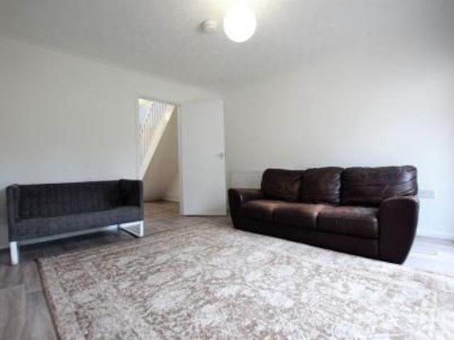Room for rent in St. Mildred's, The Bridge