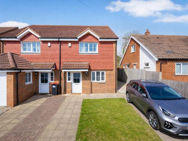 House for rent in Hales Place, The Bridge