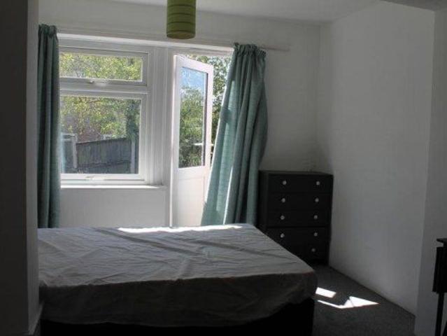 House for rent in Hales Place, The Bridge