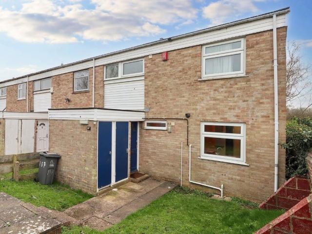Room for rent in Hales Place, The Bridge