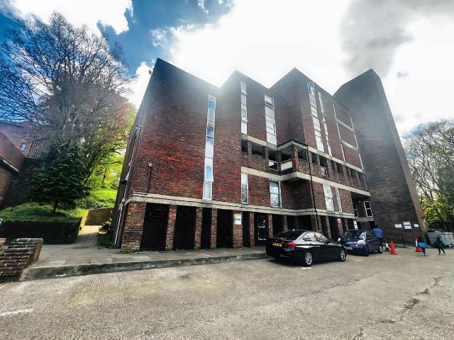 Apartment for rent in Farley Hill, Luton