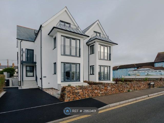 Apartment for rent in Flexbury, Cornwall