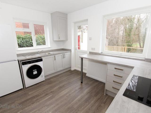 House for rent in Perryfields, West Sussex