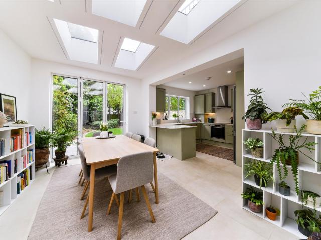 Apartment for rent in Belsize Park, Greater London