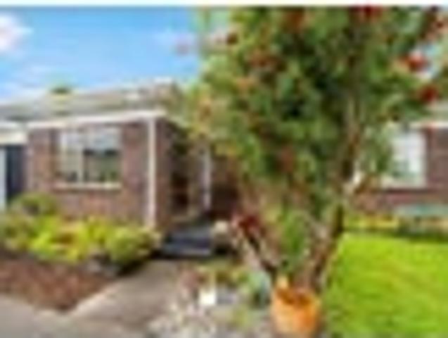 Apartment for sale in Blockhouse Bay