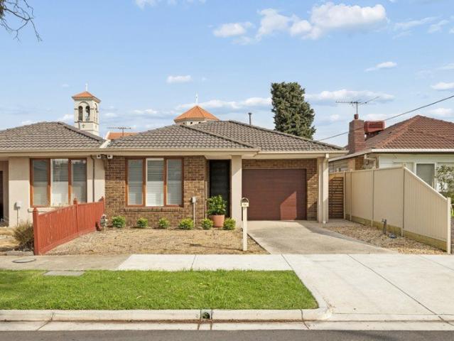 Duplex for sale in Altona North, Melbourne