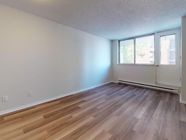 Apartment for rent in St. Leonard's, Quebec
