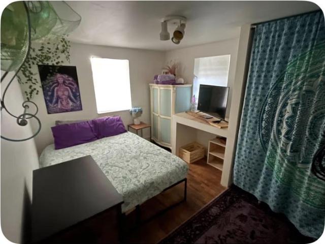 Room for rent in Savannah, Georgia