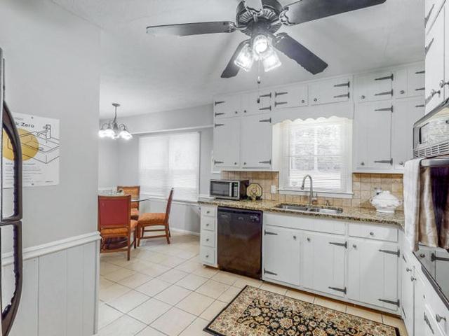 Room for rent in Snellville, Gwinnett County