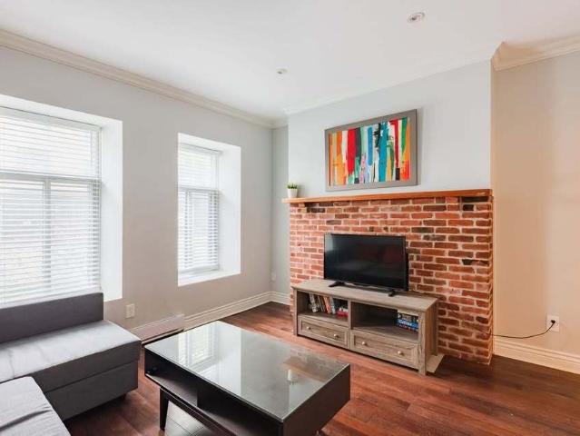 Apartment for rent in Ville-Marie, Montréal