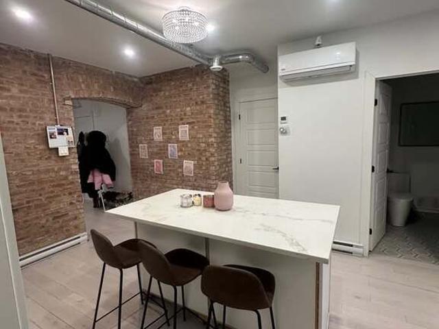 Apartment for rent in Ville-Marie, Montréal
