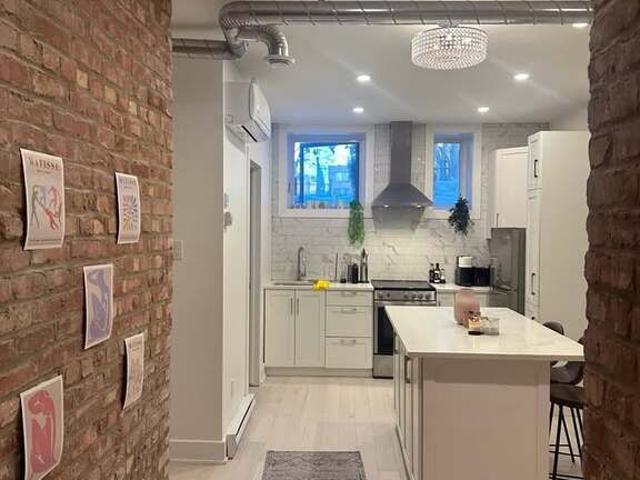 Apartment for rent in Ville-Marie, Montréal