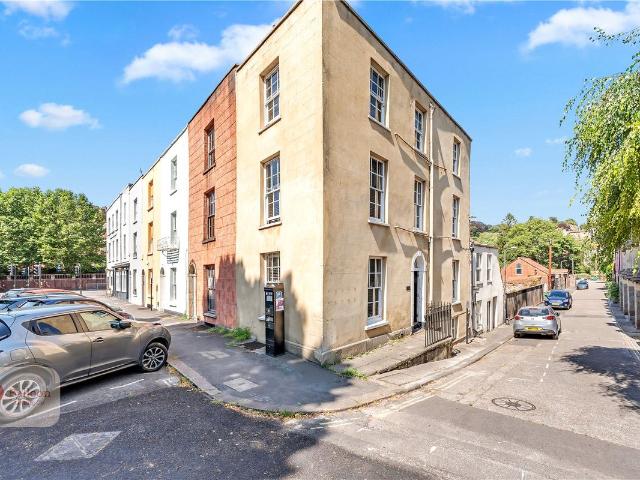 House for rent in Cumberland Basin, Bristol