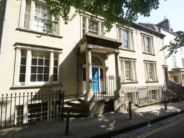 Apartment for rent in Hotwells, Feckenham