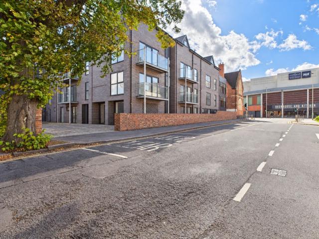 House for rent in Ewens Farm, Cheltenham