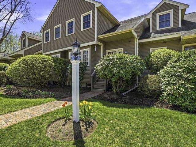 Condo for sale in Hopkinton, Massachusetts