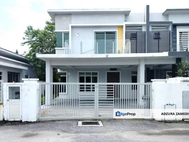 House for sale in Sendayan Village, Negeri Sembilan