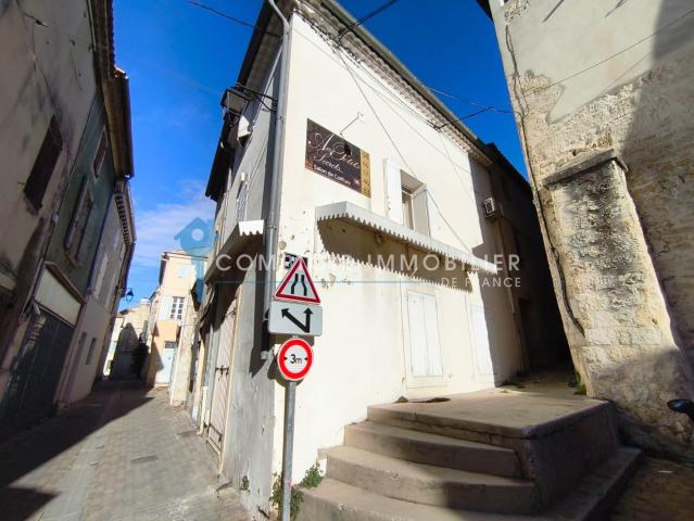 Local Commercial vente à Nîmes, Vallabrègues
