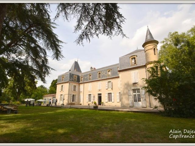 Château vente à Agen