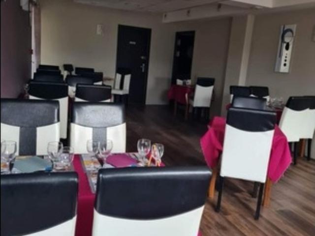 Local Commercial vente à Neufchâteau