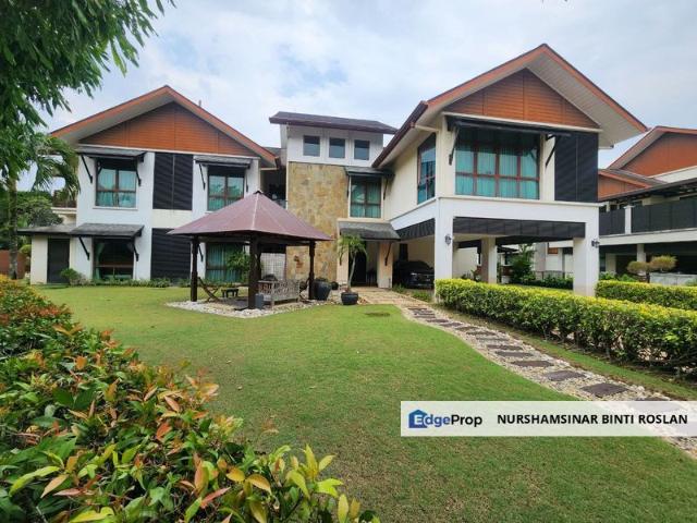 House for sale in Seksyen U8, Shah Alam